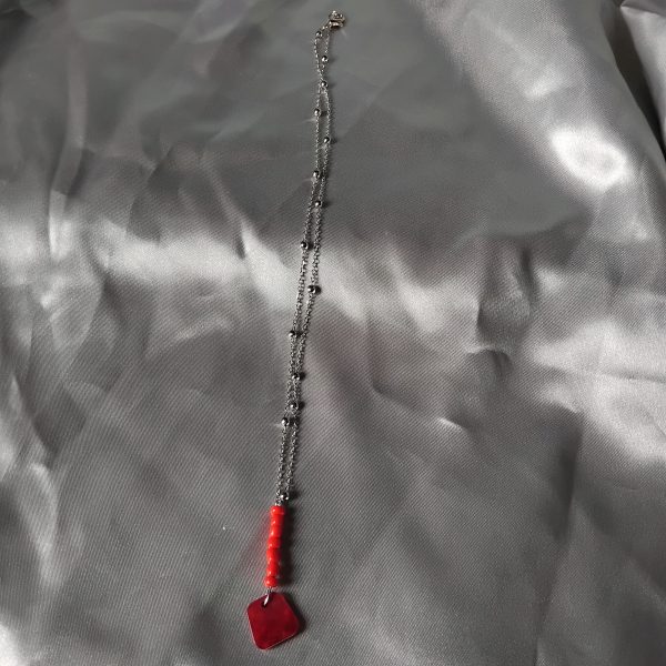 Collier perle de rocaille et résine rouge - Image 3