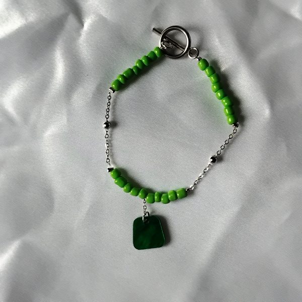 Bracelet perle de rocaille et résine vert - Image 2