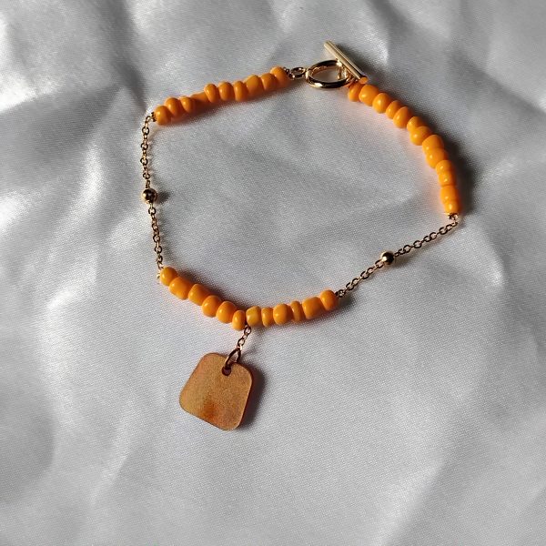Bracelet perle de rocaille et résine orange - Image 3