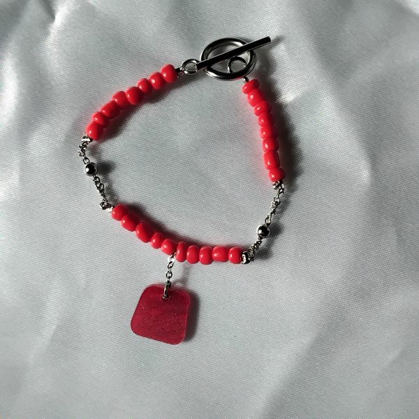 Bracelet perle de rocaille et résine rouge - Image 3