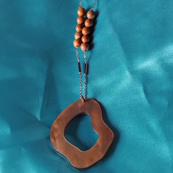Collier résine marron - Image 5